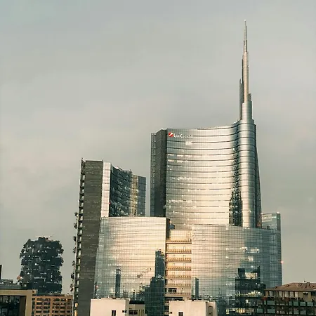 Апартаменты Bellissimo Mini A Tema Bandiera Italiana, Potente Wi-fi, 3 Linee Metropolitane Dietro Casa, Collegato Direttamente Con Aeroporto Di Malpensa E Rho Fiera *